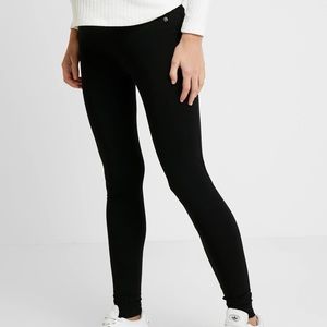 Maternity leggings by ESPRIT